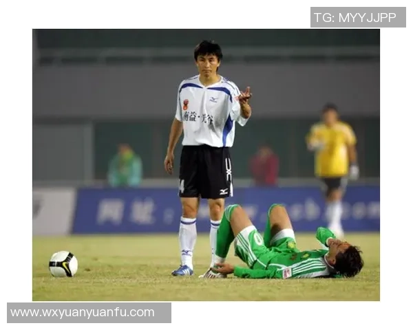 武汉排球队耐力争议引发热议球迷对训练强度和比赛表现的不同看法