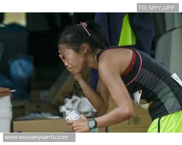 羽毛球场上的追梦旅程：吴强的奋斗与成长故事